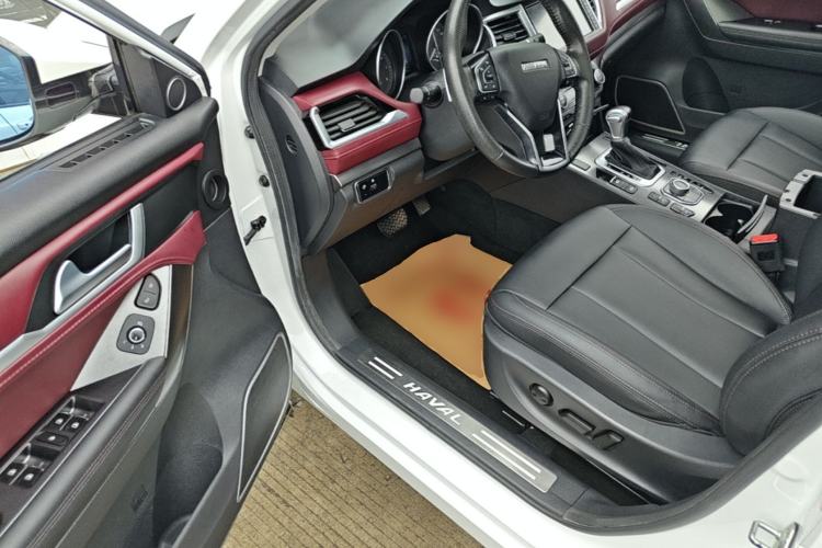 Used Haval H6 Coupe 2018 Red-Label 1.5T Automatic Two-Wheel Drive Ultra-Luxury Model Driver Seat