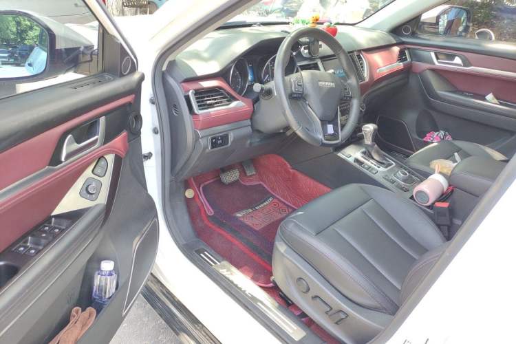 Used Haval H6 Coupe 2018 Red-Label 1.5T Automatic Two-Wheel Drive Ultra-Luxury Model Driver Seat