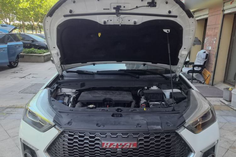 Used Haval H6 Coupe 2018 Red-Label 1.5T Automatic Two-Wheel Drive Luxury Model Engine Bay