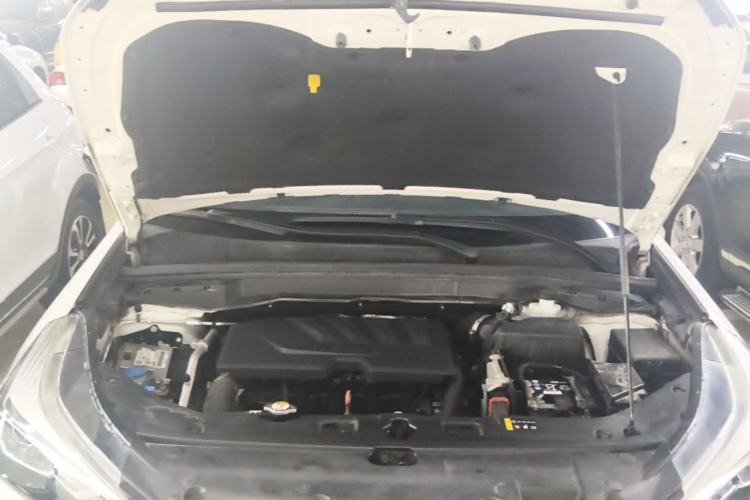 Used Haval H6 Coupe 2018 Red-Label 1.5T Automatic Two-Wheel Drive Luxury Model Engine Bay