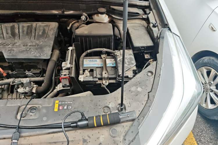 Used Haval H6 Coupe 2018 Red-Label 1.5T Automatic Two-Wheel Drive Ultra-Luxury Model Engine Bay Left