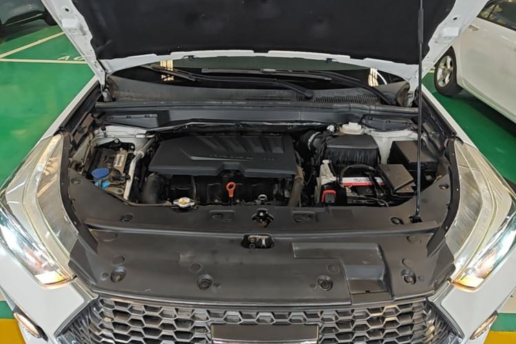 Used Haval H6 Coupe 2018 Red-Label 1.5T Automatic Two-Wheel Drive Luxury Model Engine Bay