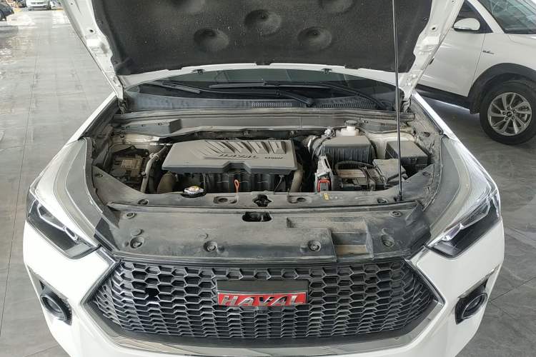 Used Haval H6 Coupe 2018 Red-Label 1.5T Automatic Two-Wheel Drive Ultra-Luxury Model Engine Bay
