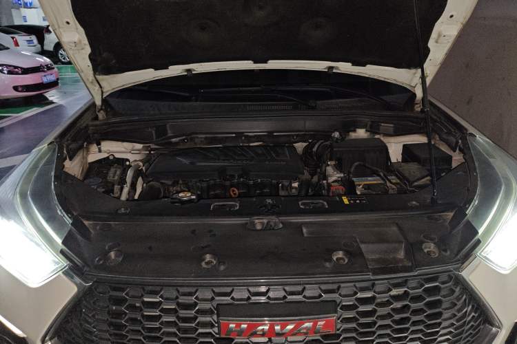 Used Haval H6 Coupe 2018 Red-Label 1.5T Automatic Two-Wheel Drive Luxury Model Engine Bay
