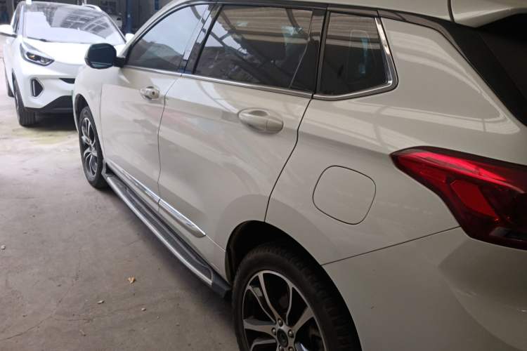 Used Haval H6 Coupe 2018 Red-Label 1.5T Automatic Two-Wheel Drive Ultra-Luxury Model Exterior 2