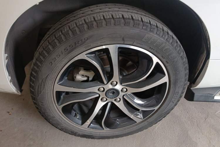 Used Haval H6 Coupe 2018 Red-Label 1.5T Automatic Two-Wheel Drive Ultra-Luxury Model Exterior 5