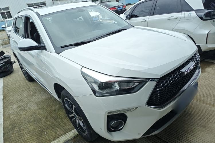 Used Haval H6 Coupe 2018 Red-Label 1.5T Automatic Two-Wheel Drive Ultra-Luxury Model Front Right 45 Deg