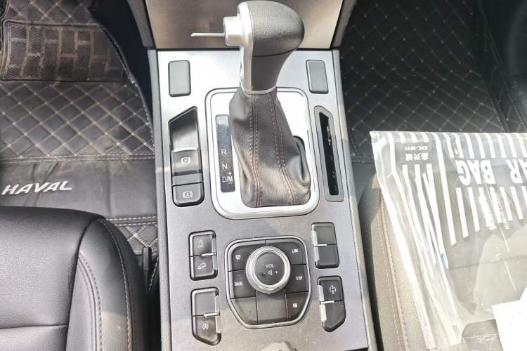 Used Haval H6 Coupe 2018 Blue Label 1.5T Automatic Two-Wheel Drive Luxury Model Gear Lever