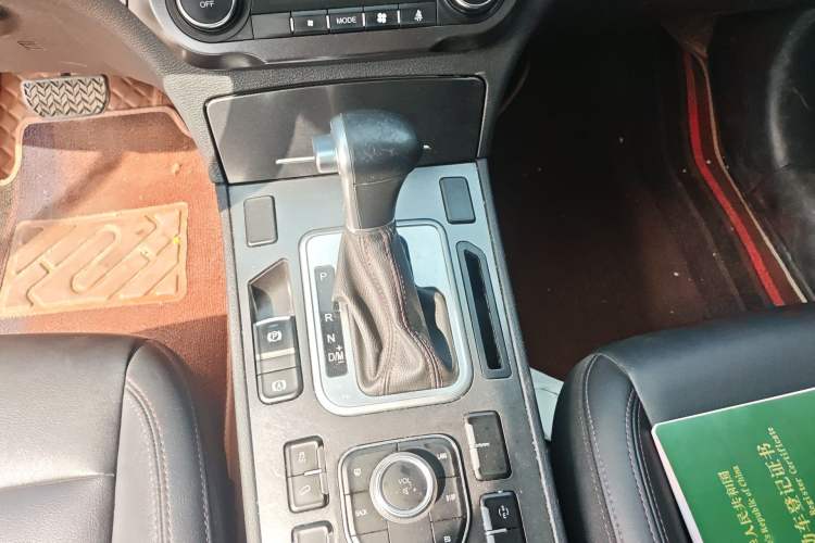 Used Haval H6 Coupe 2018 Red-Label 1.5T Automatic Two-Wheel Drive Luxury Model Gear Lever