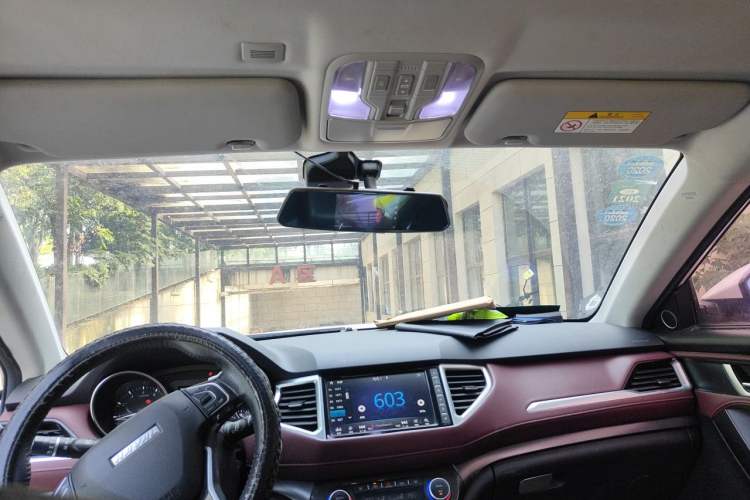 Used Haval H6 Coupe 2018 Red-Label 1.5T Automatic Two-Wheel Drive Ultra-Luxury Model Headliner