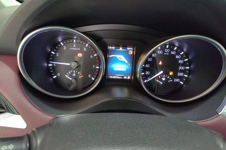 Used Haval H6 Coupe 2018 Red-Label 1.5T Automatic Two-Wheel Drive Ultra-Luxury Model Instrument Cluster