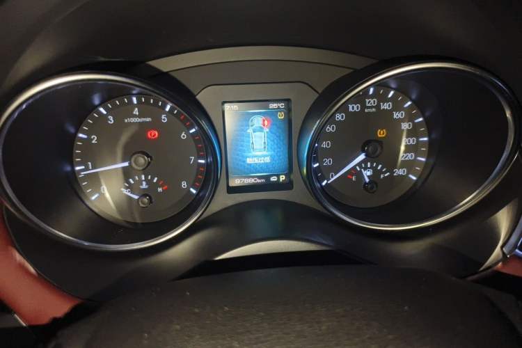 Used Haval H6 Coupe 2018 Red-Label 1.5T Automatic Two-Wheel Drive Luxury Model Instrument Cluster
