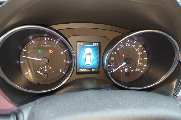 Used Haval H6 Coupe 2018 Red-Label 1.5T Automatic Two-Wheel Drive Ultra-Luxury Model Instrument Cluster
