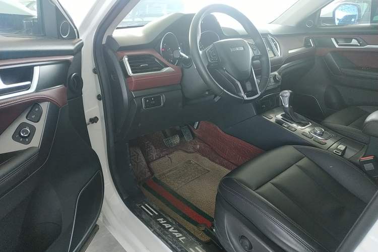 Used Haval H6 Coupe 2018 Red-Label 1.5T Automatic Two-Wheel Drive Ultra-Luxury Model Interior 3