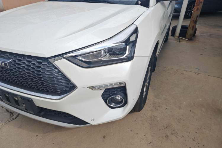 Used Haval H6 Coupe 2018 Red-Label 1.5T Automatic Two-Wheel Drive Luxury Model Left Front Headlight