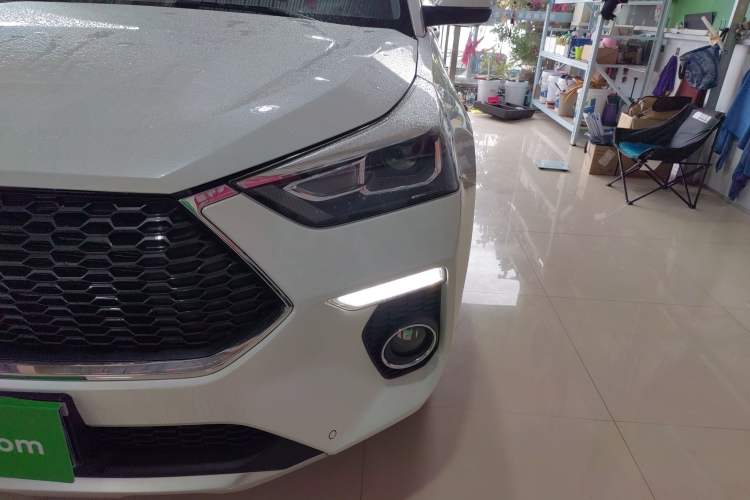 Used Haval H6 Coupe 2018 Red-Label 1.5T Automatic Two-Wheel Drive Ultra-Luxury Model Left Front Headlight