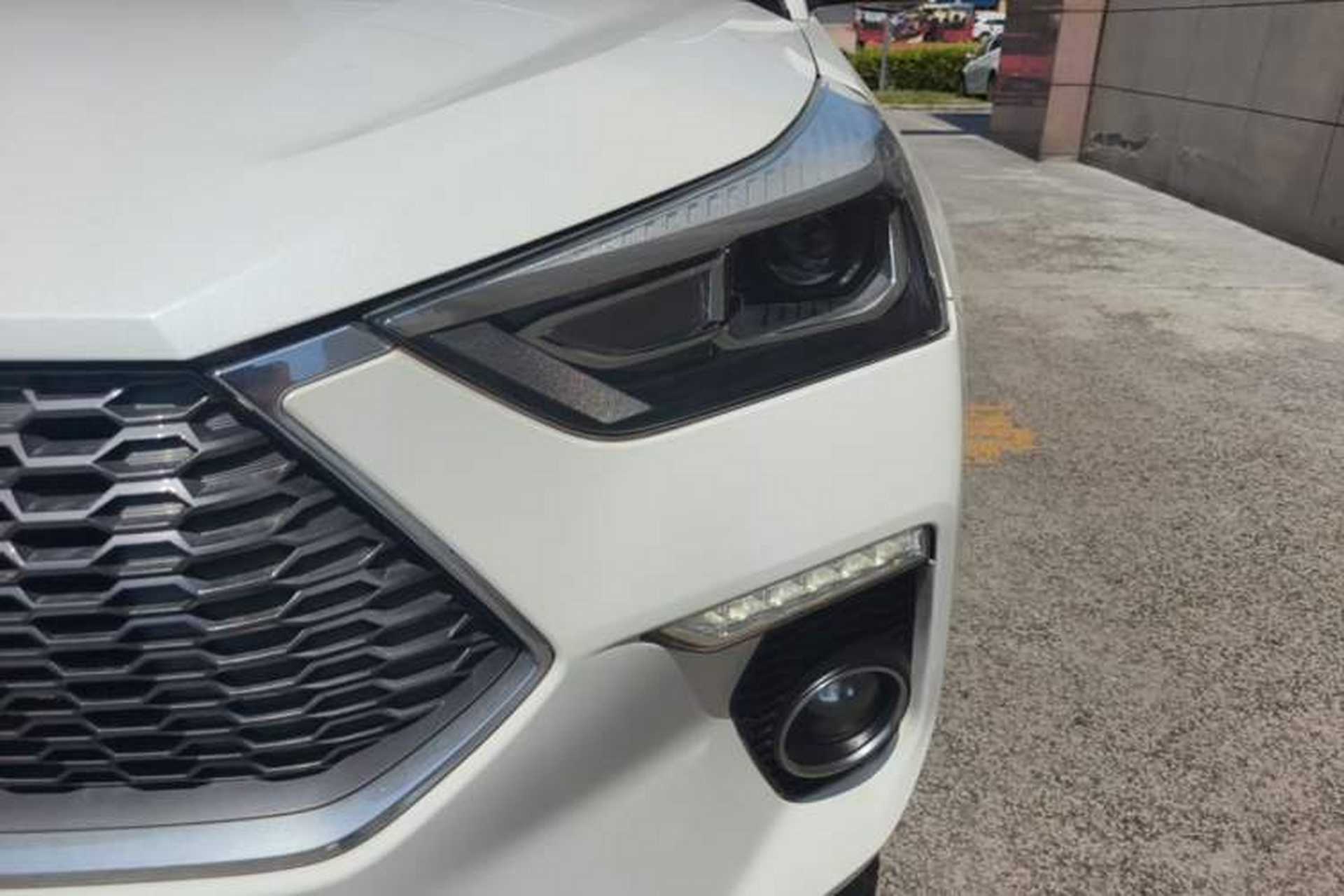Used Haval H6 Coupe 2018 Red-Label 1.5T Automatic Two-Wheel Drive Ultra-Luxury Model Left Front Headlight