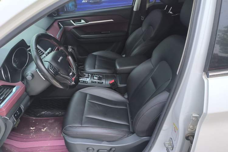 Used Haval H6 Coupe 2018 Red-Label 1.5T Automatic Two-Wheel Drive Ultra-Luxury Model Left Front Seat