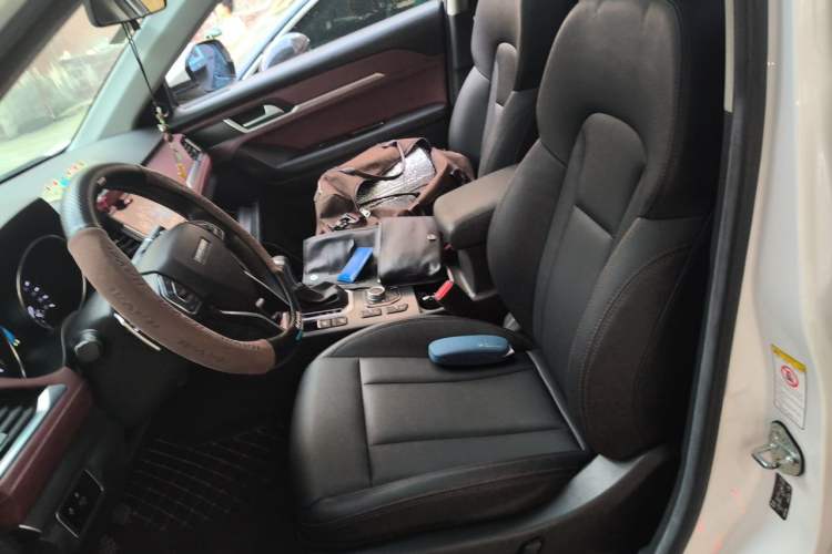 Used Haval H6 Coupe 2018 Red-Label 1.5T Automatic Two-Wheel Drive Ultra-Luxury Model Left Front Seat