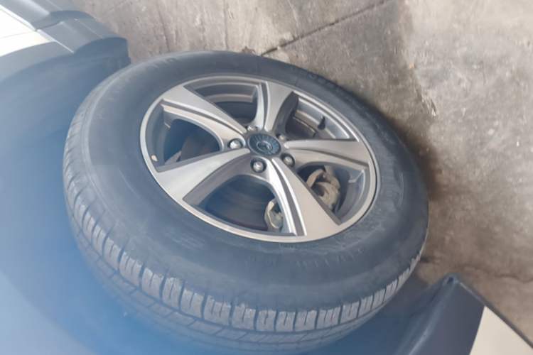 Used Haval H6 Coupe 2018 Blue Label 1.5T Automatic Two-Wheel Drive Luxury Model Left Front Wheel Hub