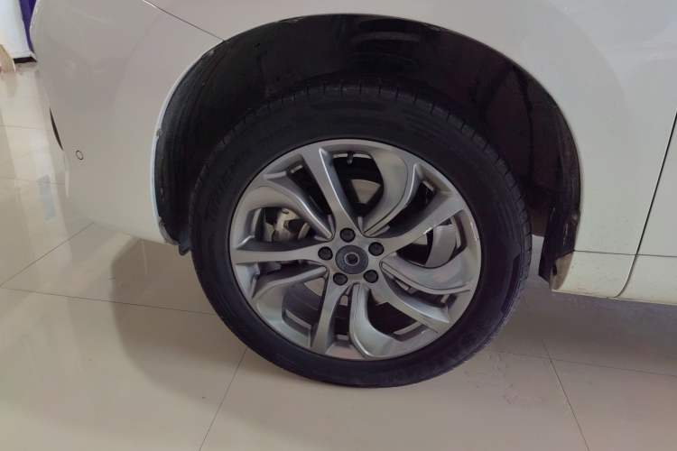 Used Haval H6 Coupe 2018 Red-Label 1.5T Automatic Two-Wheel Drive Ultra-Luxury Model Left Front Wheel Hub