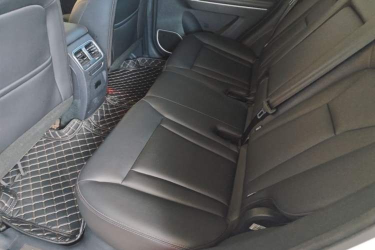 Used Haval H6 Coupe 2018 Blue Label 1.5T Automatic Two-Wheel Drive Luxury Model Left Rear Seat