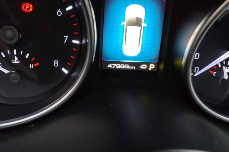 Used Haval H6 Coupe 2018 Red-Label 1.5T Automatic Two-Wheel Drive Ultra-Luxury Model Odometer Close Up