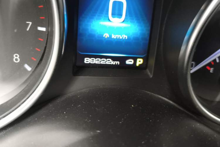 Used Haval H6 Coupe 2018 Red-Label 1.5T Automatic Two-Wheel Drive Ultra-Luxury Model Odometer Close Up