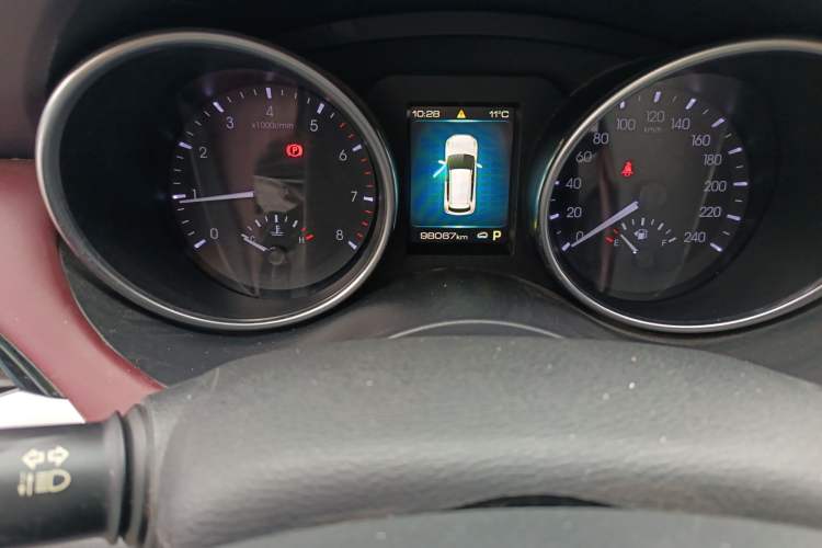 Used Haval H6 Coupe 2018 Red-Label 1.5T Automatic Two-Wheel Drive Luxury Model Odometer Close Up