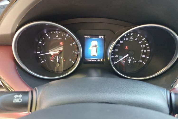 Used Haval H6 Coupe 2018 Red-Label 1.5T Automatic Two-Wheel Drive Luxury Model Odometer Close Up