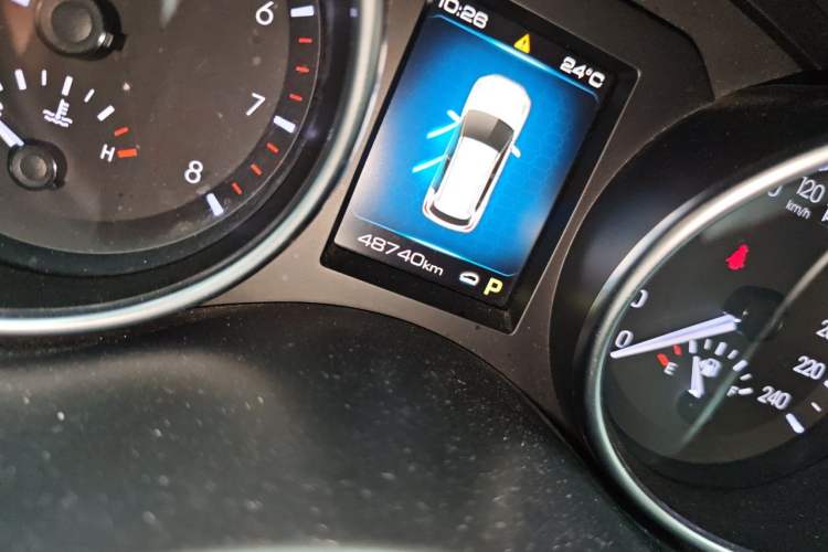 Used Haval H6 Coupe 2018 Red-Label 1.5T Automatic Two-Wheel Drive Ultra-Luxury Model Odometer Close Up