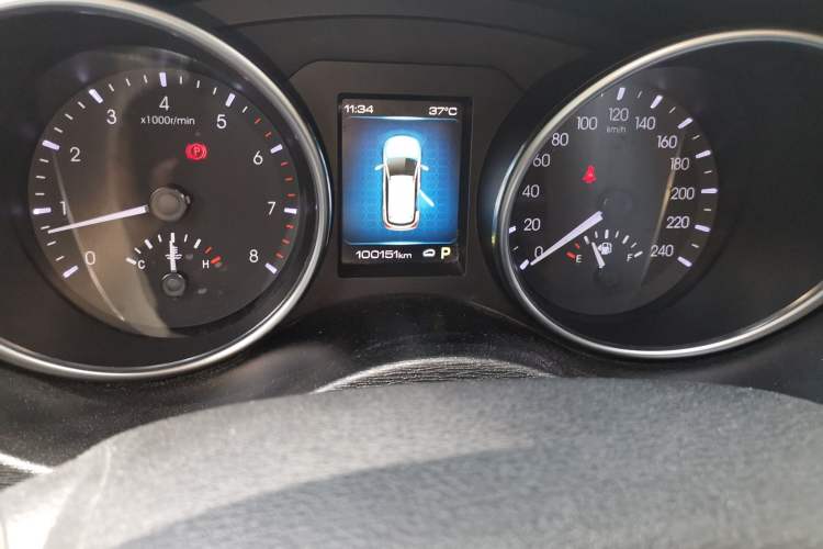 Used Haval H6 Coupe 2018 Blue Label 1.5T Automatic Two-Wheel Drive Luxury Model Odometer Close Up