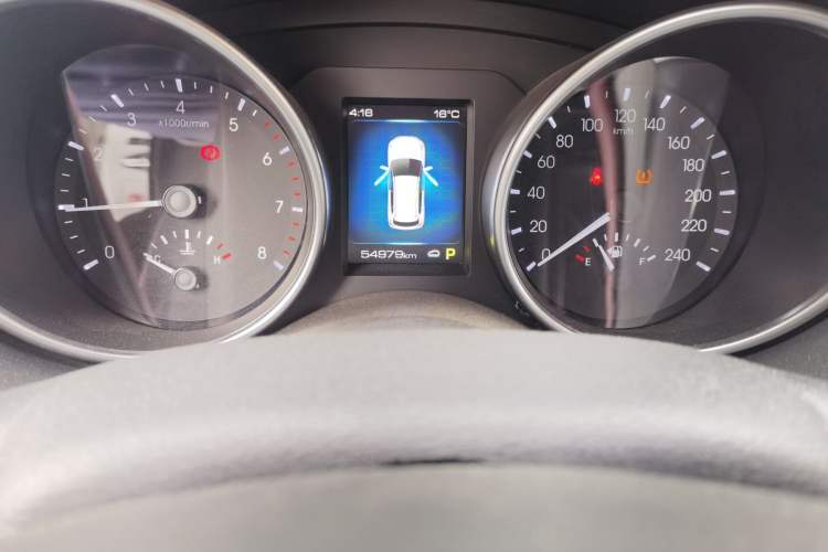 Used Haval H6 Coupe 2018 Red-Label 1.5T Automatic Two-Wheel Drive Ultra-Luxury Model Odometer Close Up