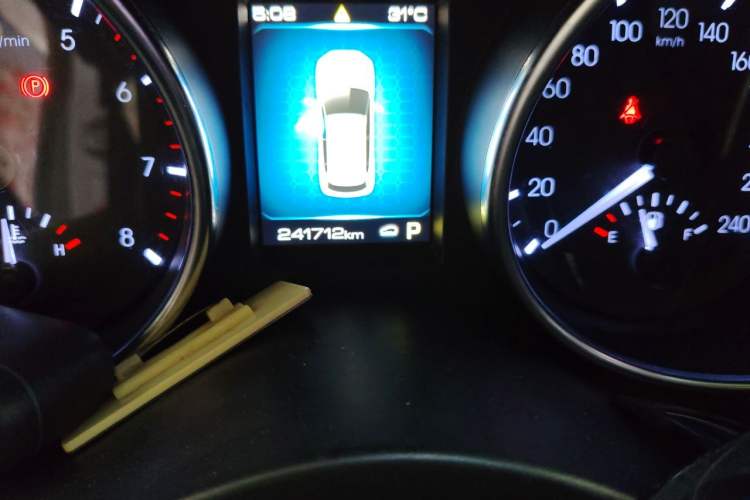 Used Haval H6 Coupe 2018 Red-Label 1.5T Automatic Two-Wheel Drive Luxury Model Odometer Close Up