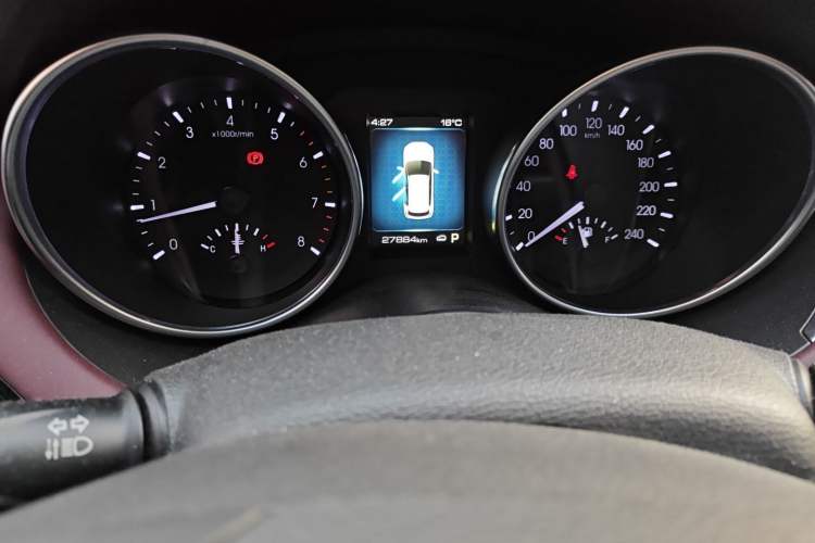 Used Haval H6 Coupe 2018 Red-Label 1.5T Automatic Two-Wheel Drive Ultra-Luxury Model Odometer Close Up