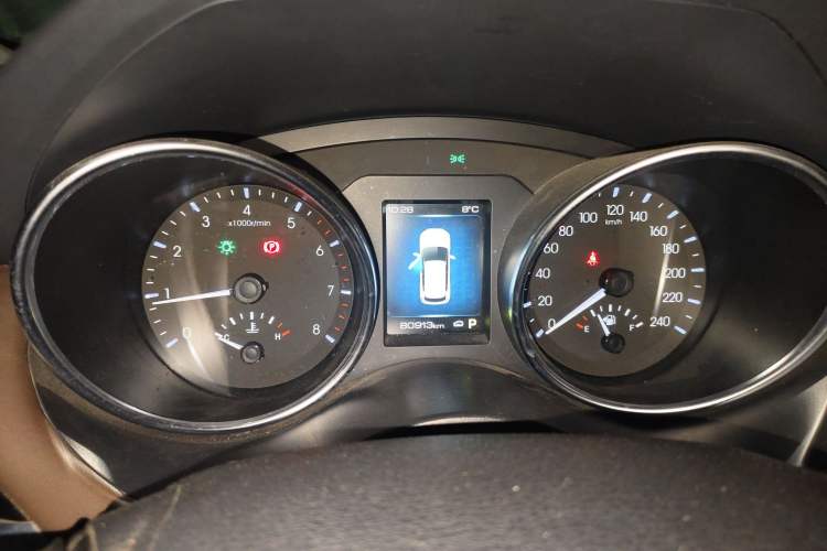 Used Haval H6 Coupe 2018 Red-Label 1.5T Automatic Two-Wheel Drive Ultra-Luxury Model Odometer Close Up