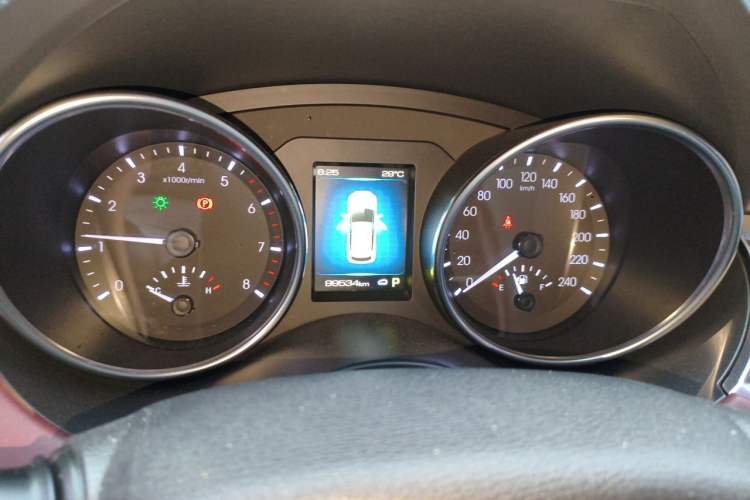 Used Haval H6 Coupe 2018 Red-Label 1.5T Automatic Two-Wheel Drive Ultra-Luxury Model Odometer Close Up