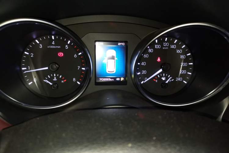 Used Haval H6 Coupe 2018 Red-Label 1.5T Automatic Two-Wheel Drive Ultra-Luxury Model Odometer Close Up