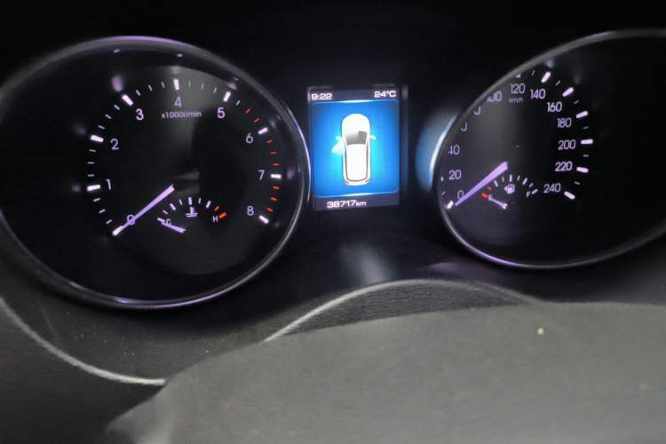 Used Haval H6 Coupe 2018 Blue Label 1.5T Automatic Two-Wheel Drive Ultra-Luxury Model Odometer Close Up