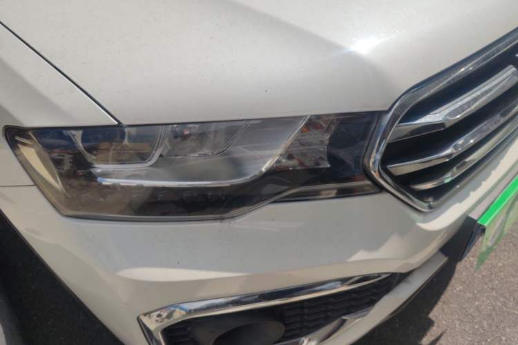 Used Haval H6 Coupe 2018 Blue Label 1.5T Automatic Two-Wheel Drive Luxury Model Right Front Headlight