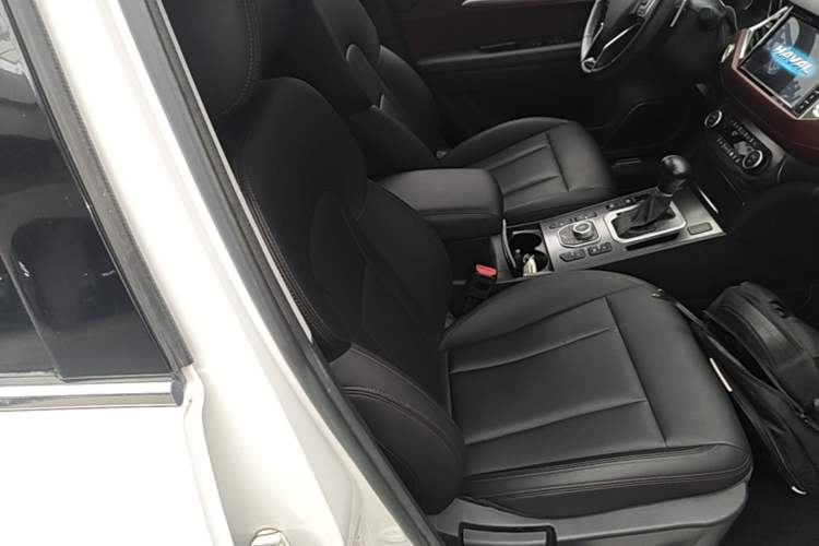 Used Haval H6 Coupe 2018 Red-Label 1.5T Automatic Two-Wheel Drive Ultra-Luxury Model Right Front Seat