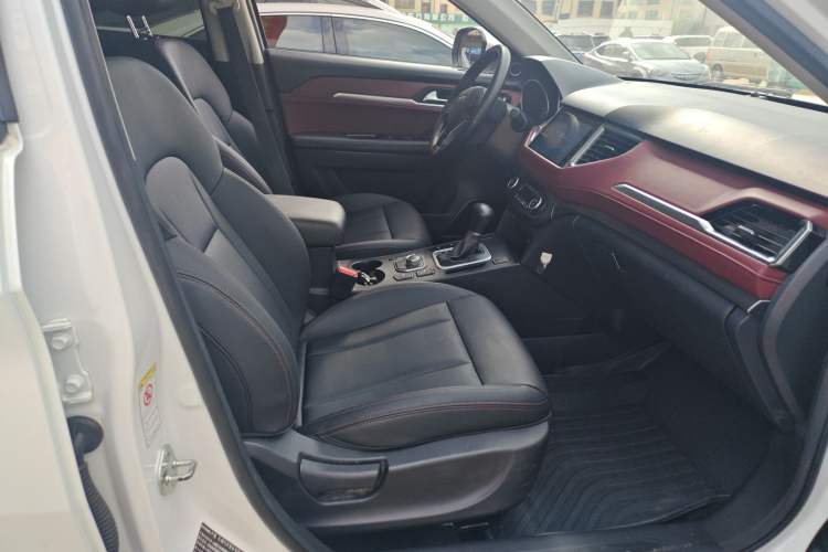 Used Haval H6 Coupe 2018 Red-Label 1.5T Automatic Two-Wheel Drive Luxury Model Right Front Seat