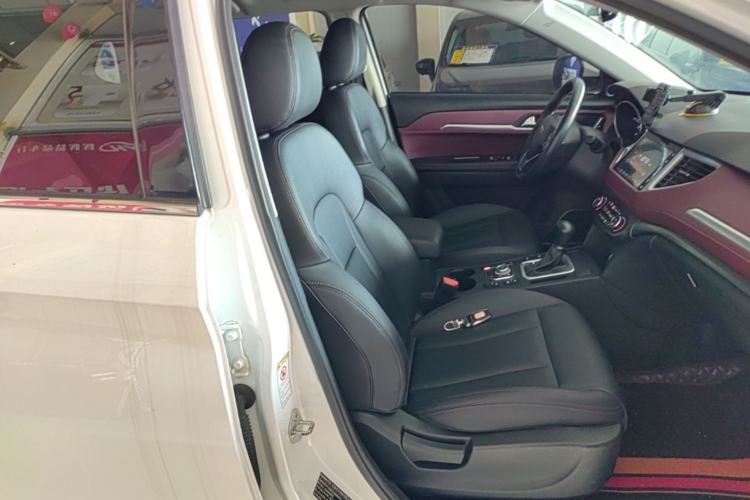 Used Haval H6 Coupe 2018 Red-Label 1.5T Automatic Two-Wheel Drive Ultra-Luxury Model Right Front Seat
