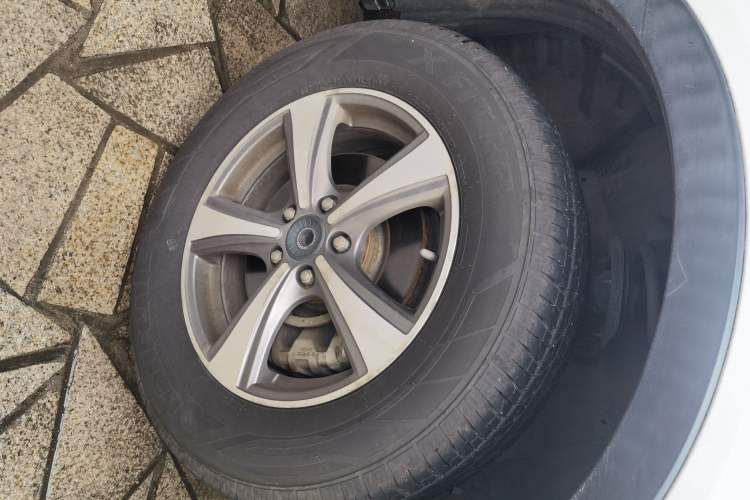 Used Haval H6 Coupe 2018 Blue Label 1.5T Automatic Two-Wheel Drive Luxury Model Right Front Wheel Hub
