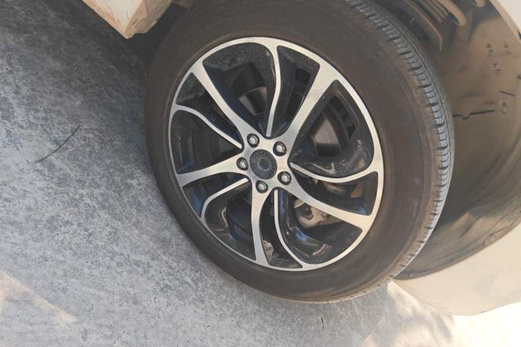 Used Haval H6 Coupe 2018 Red-Label 1.5T Automatic Two-Wheel Drive Ultra-Luxury Model Right Front Wheel Hub
