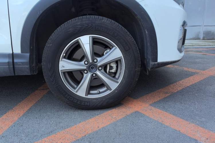 Used Haval H6 Coupe 2018 Blue Label 1.5T Automatic Two-Wheel Drive Luxury Model Right Front Wheel Hub