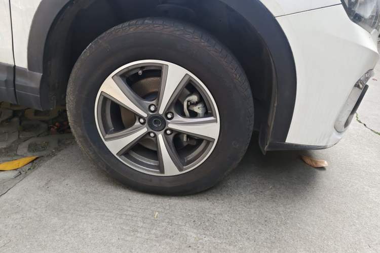 Used Haval H6 Coupe 2018 Blue Label 1.5T Automatic Two-Wheel Drive Luxury Model Right Front Wheel Hub