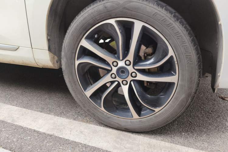 Used Haval H6 Coupe 2018 Red-Label 1.5T Automatic Two-Wheel Drive Ultra-Luxury Model Right Front Wheel Hub