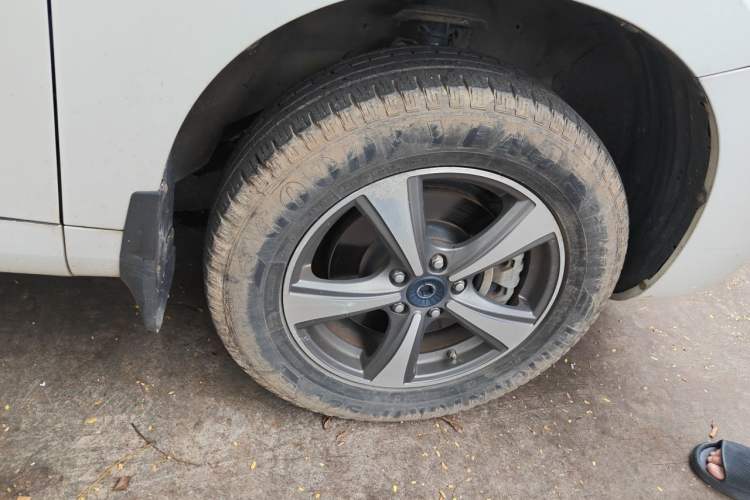 Used Haval H6 Coupe 2018 Red-Label 1.5T Automatic Two-Wheel Drive Luxury Model Right Front Wheel Hub