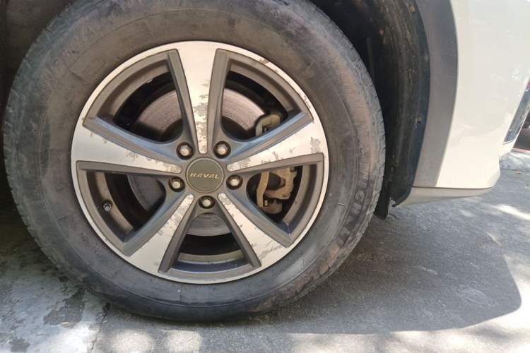 Used Haval H6 Coupe 2018 Blue Label 1.5T Automatic Two-Wheel Drive Luxury Model Right Front Wheel Hub
